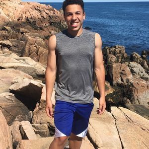 Meet your Posher, Darius